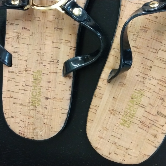 Michael Kors Black and Tan Sandals Size 10 - Picture 6 of 10